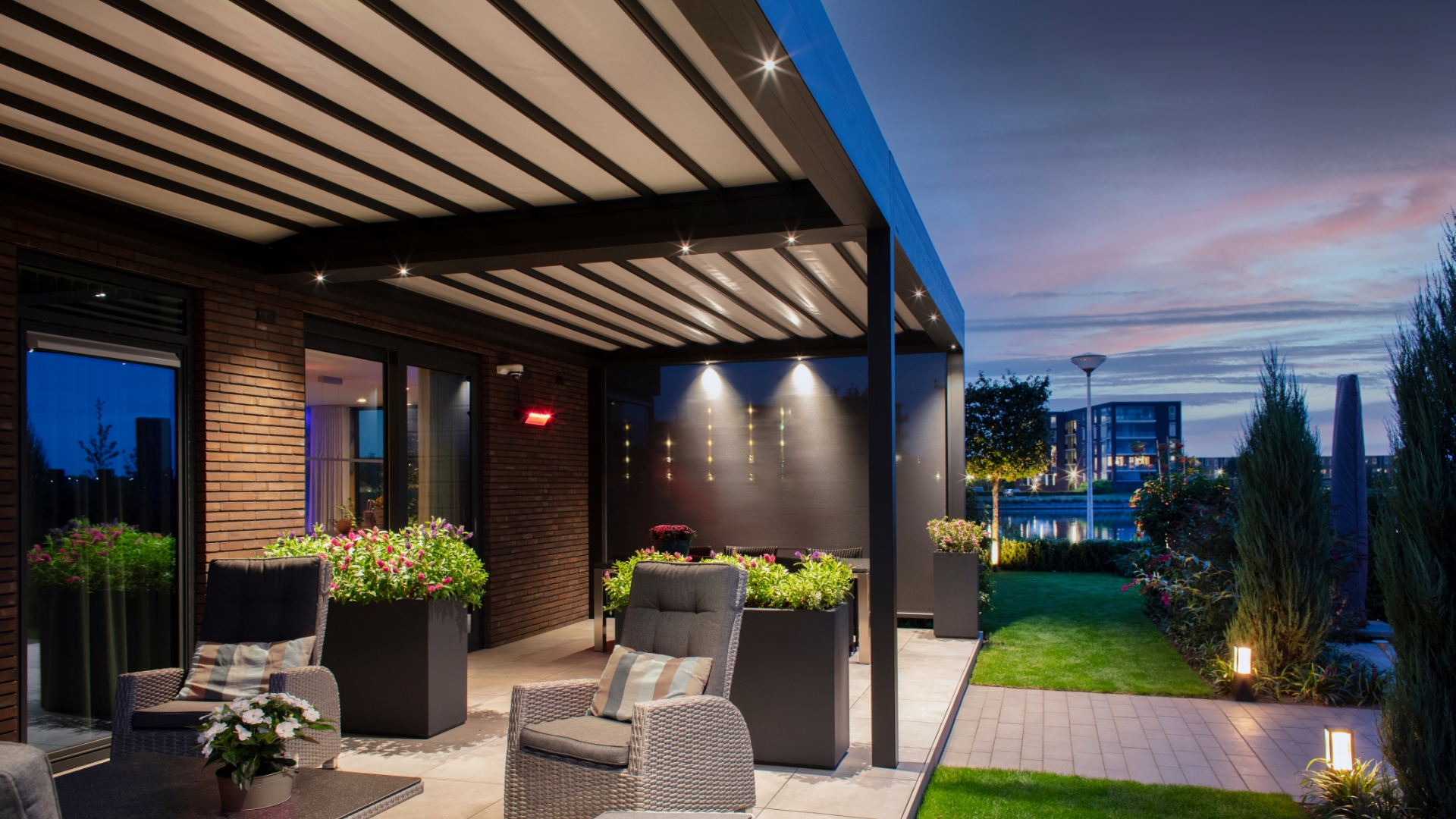 Pergola toile rétractable Linconyl de nuit